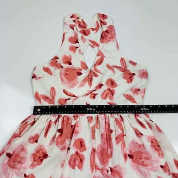 CUPCAKES AND CASHMERE l Sophia Dress Pastel Revolve Cross Back Summer Size Small - Picture 7 of 11